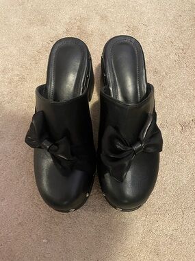 Black Bow Clog- Women